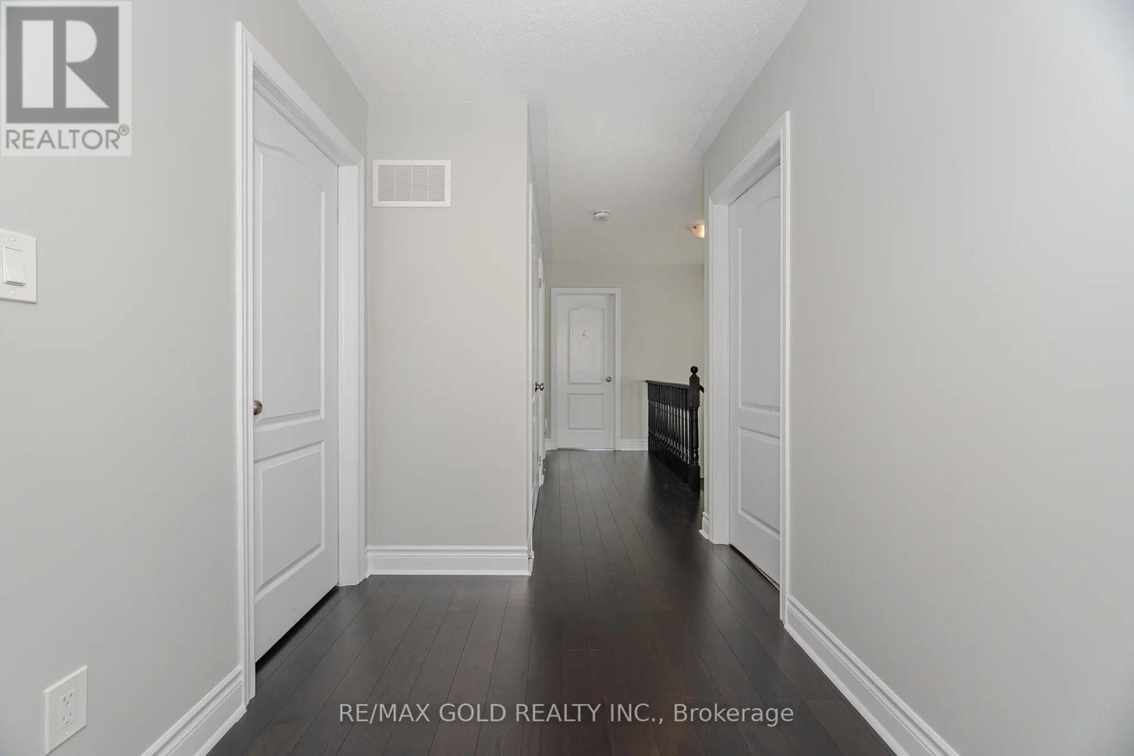 15 Henry Wilson Drive, Caledon, Ontario  L7C 4E8 - Photo 19 - W12352423