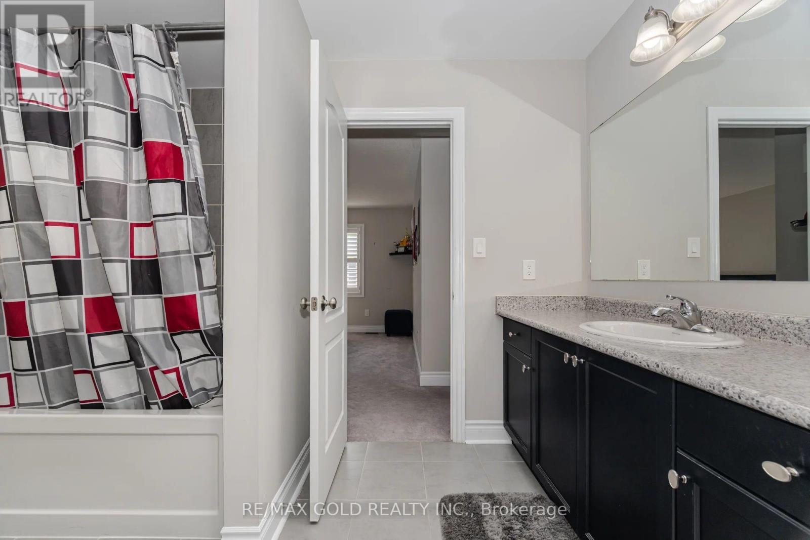 15 Henry Wilson Drive, Caledon, Ontario  L7C 4E8 - Photo 29 - W12352423