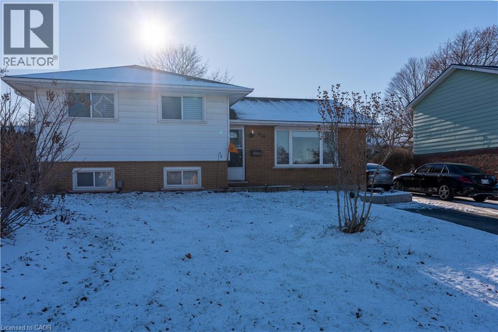 936 Alice Street, Woodstock, Ontario  N4S 2J7 - Photo 3 - 40749540