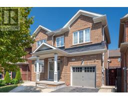 105 AYLESBURY DRIVE, Brampton, Ontario