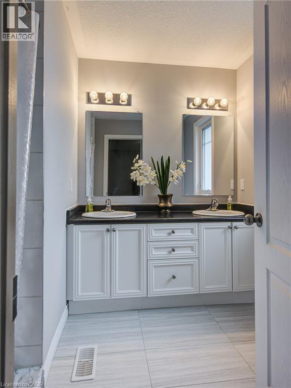 Photo 22 of 42 for 66 Yvonne Crescent