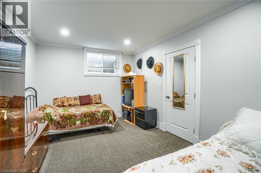 Photo 41 of 49 for 2011 Tyson Walk