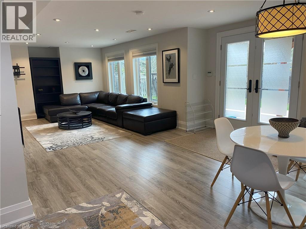 914 Best Circle, York, Ontario  L3X 2H8 - Photo 1 - 40750640