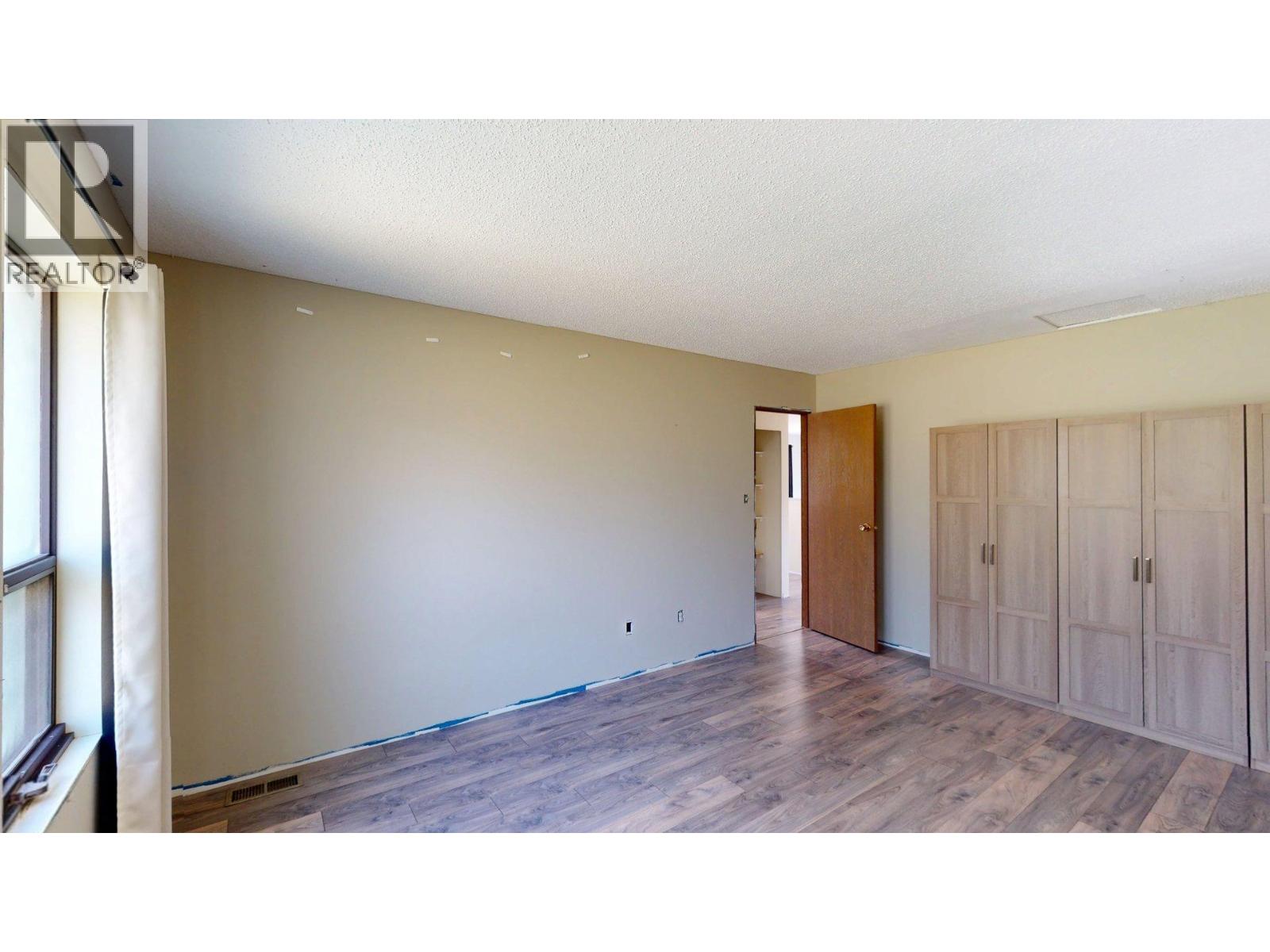 100 Cariboo Drive, Elkford, British Columbia  V0B 1H0 - Photo 18 - 10359875