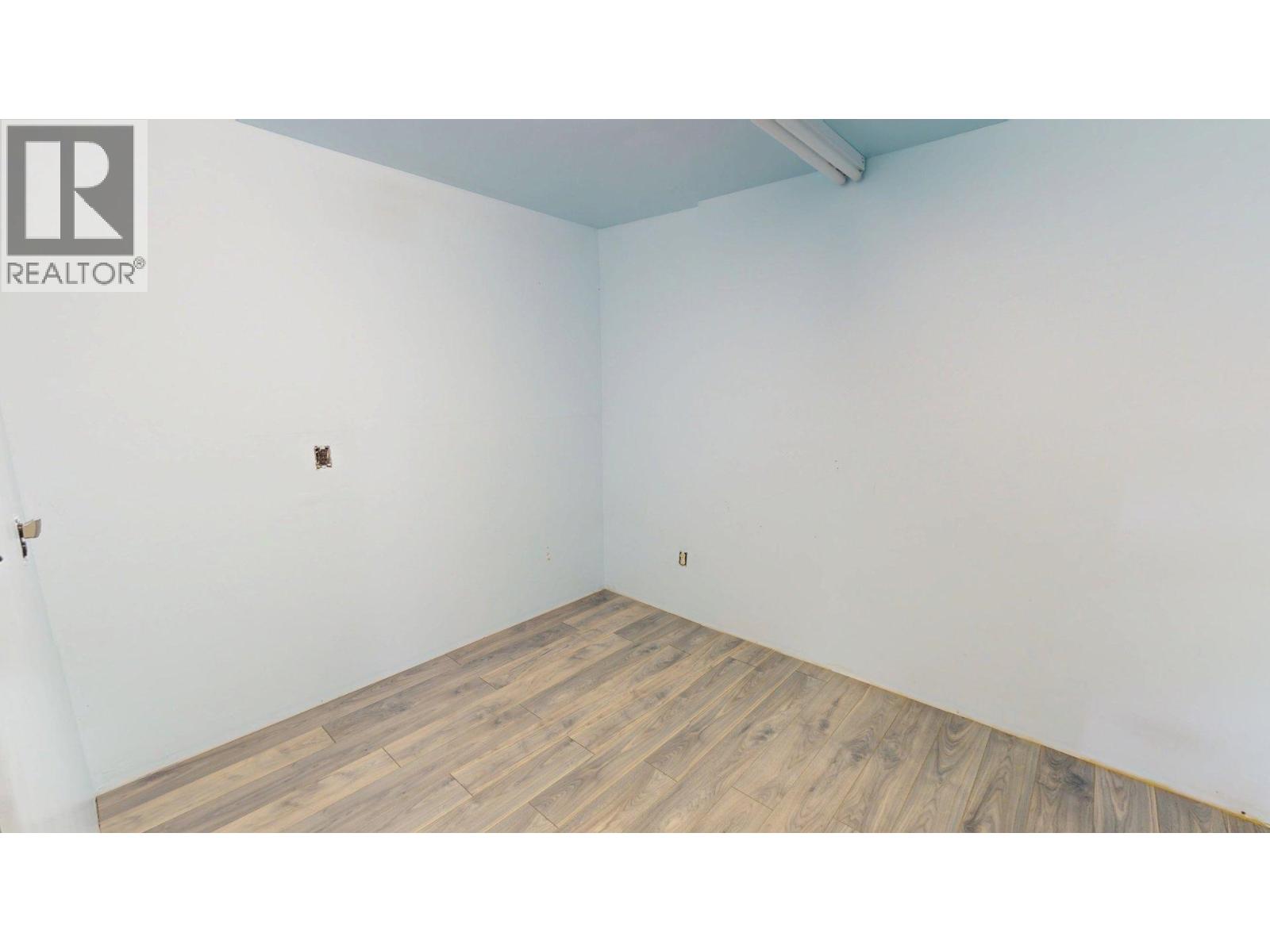 100 Cariboo Drive, Elkford, British Columbia  V0B 1H0 - Photo 29 - 10359875