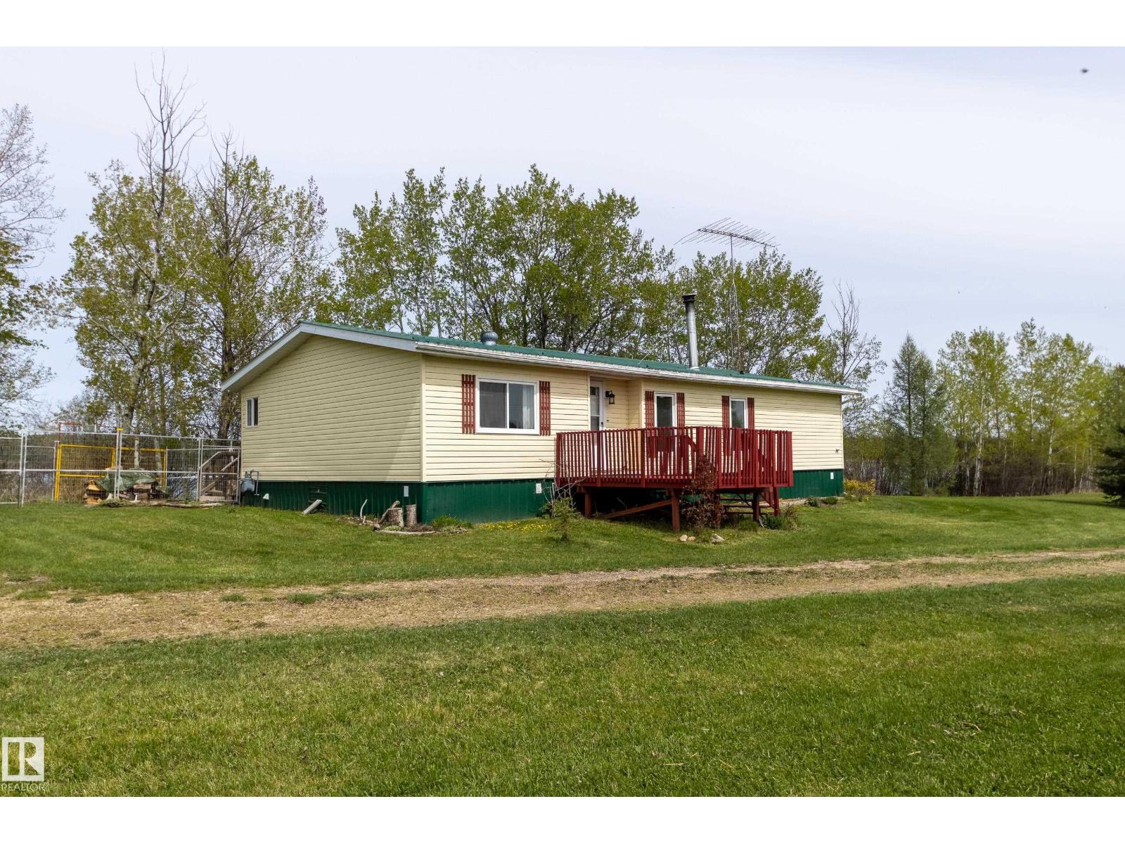 55418 Range Road 70, Rural Lac Ste. Anne County, Alberta  T0W 2A0 - Photo 3 - E4452733
