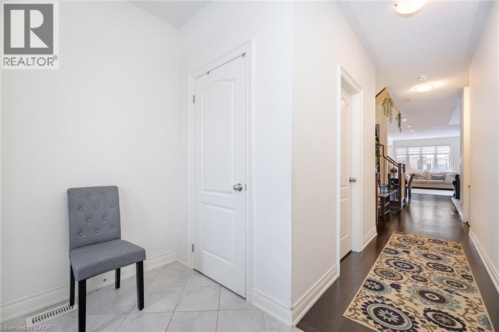 7 Lady Evelyn Crescent, Brampton, Ontario  L6Y 6C7 - Photo 3 - 40751281