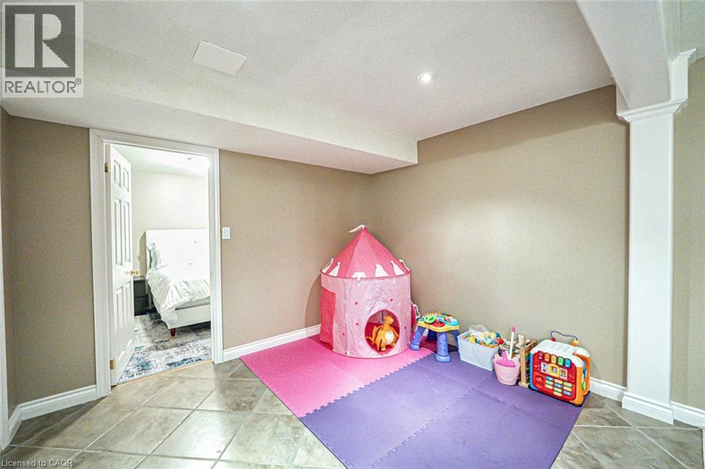 172 Alderlea Avenue, Mount Hope, Ontario  L0R 1W0 - Photo 29 - 40751568