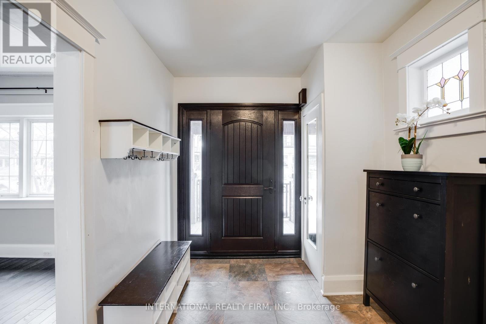 Property at 109 MONARCH PARK AVENUE image 3