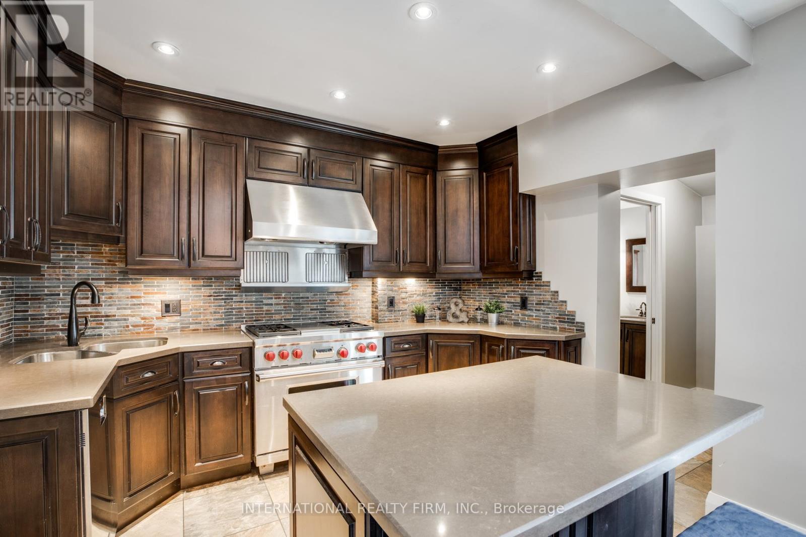 109 Monarch Park Avenue, Toronto, Ontario  M4J 4R1 - Photo 9 - E12352608