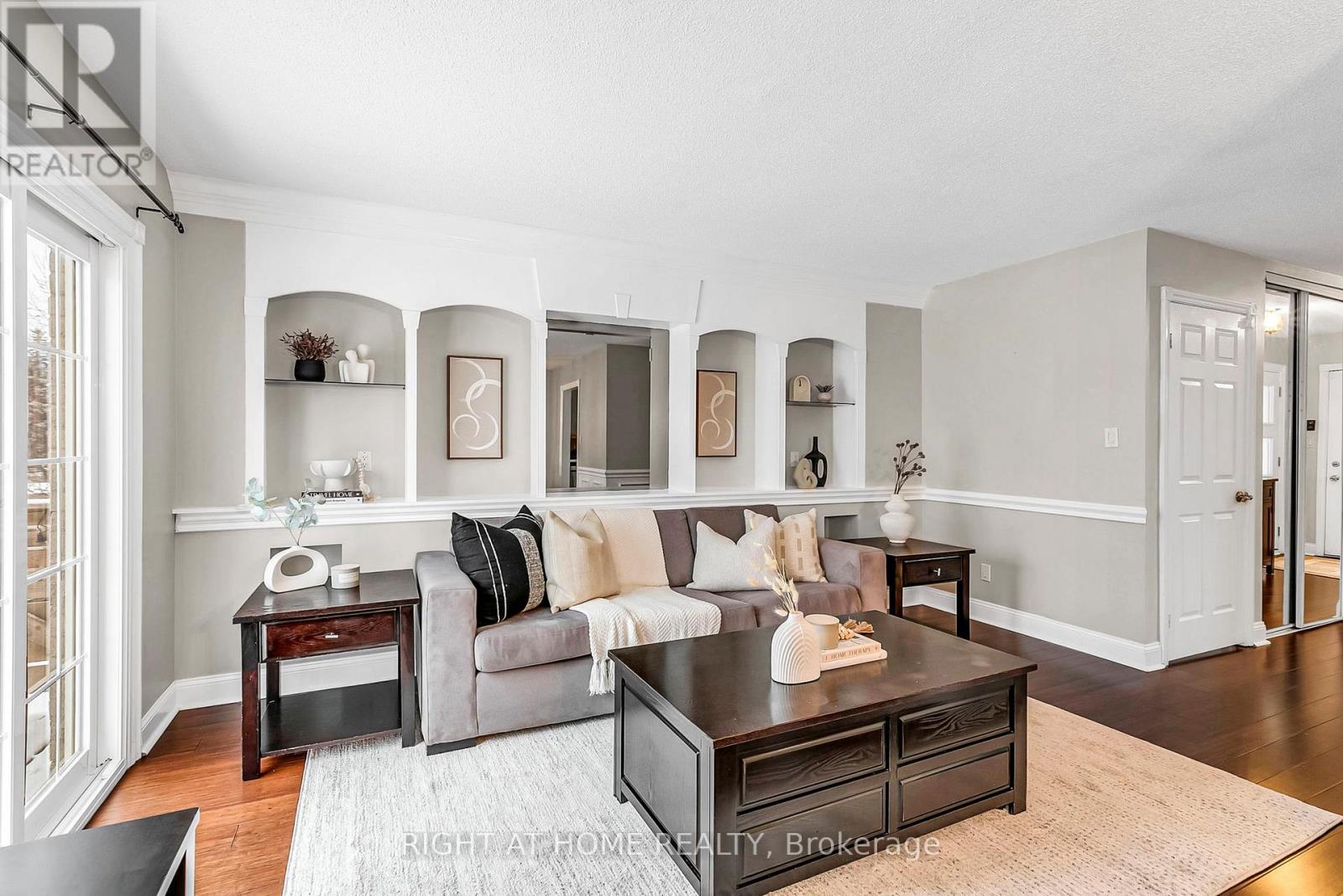 Property at 39 ARANKA COURT image 4