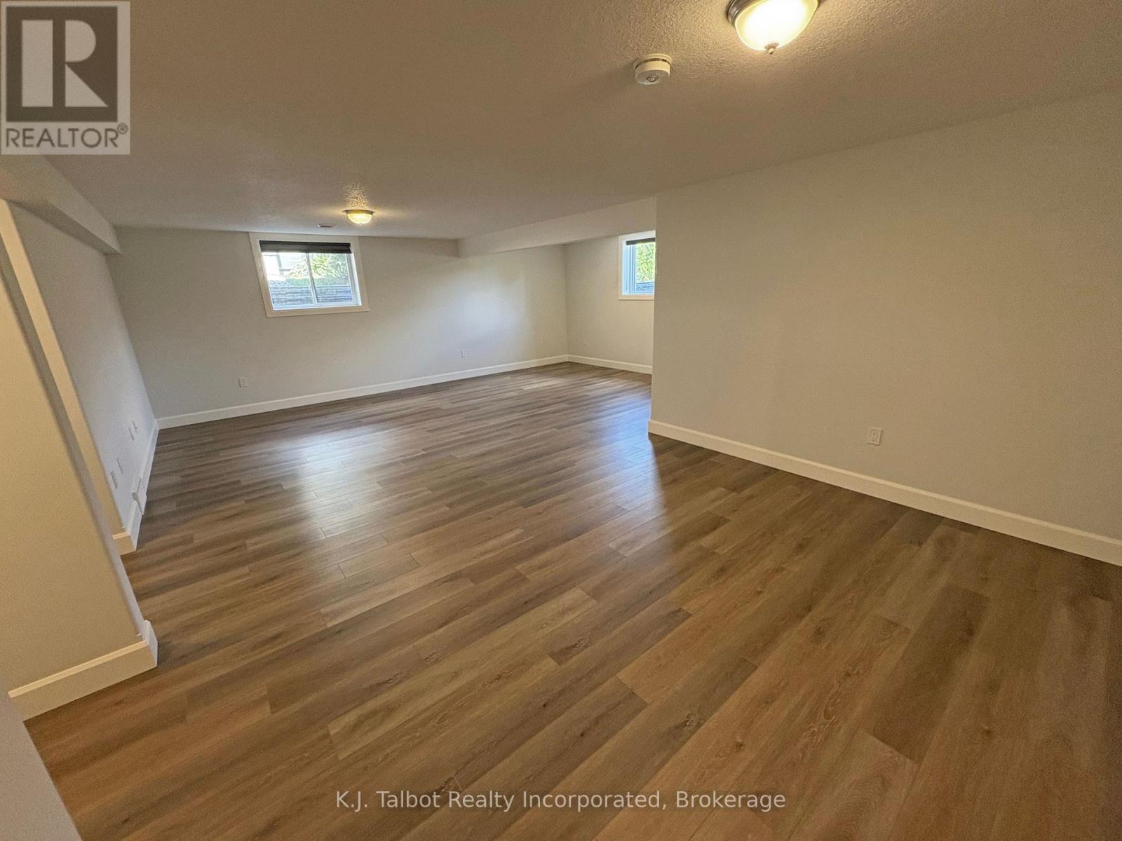 339 South Street S, Goderich, Ontario N7A 3M7 - Photo 20 - X12352633