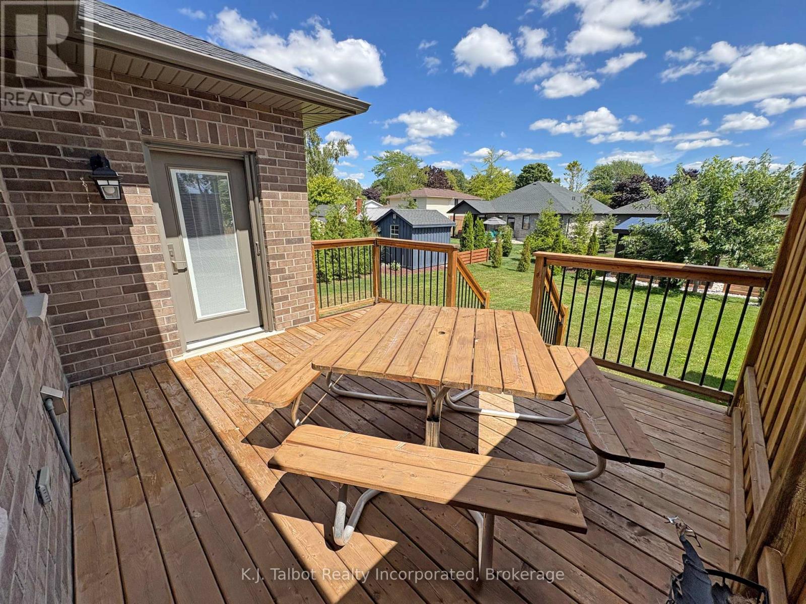 339 South Street S, Goderich, Ontario N7A 3M7 - Photo 30 - X12352633