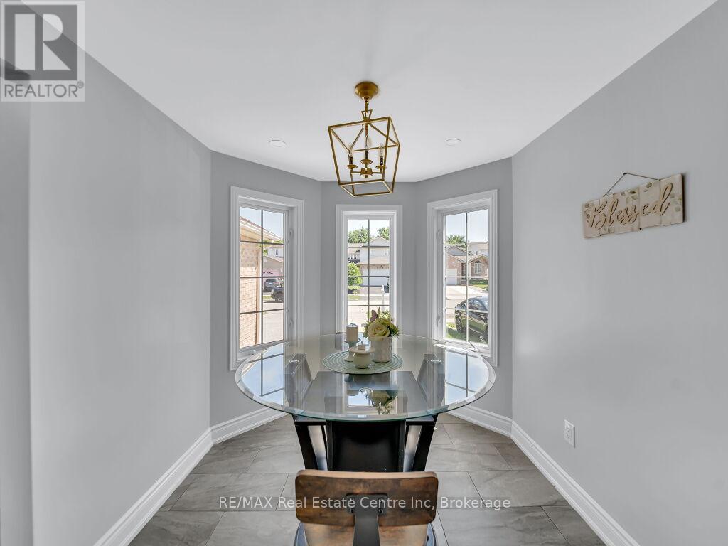 9 Ryde Road, Guelph, Ontario N1K 1V8 - Photo 14 - X12352668