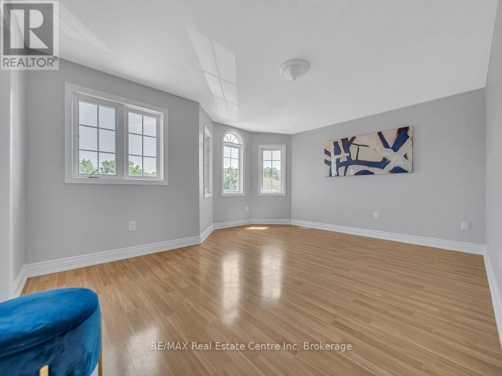 9 Ryde Road, Guelph, Ontario N1K 1V8 - Photo 22 - X12352668