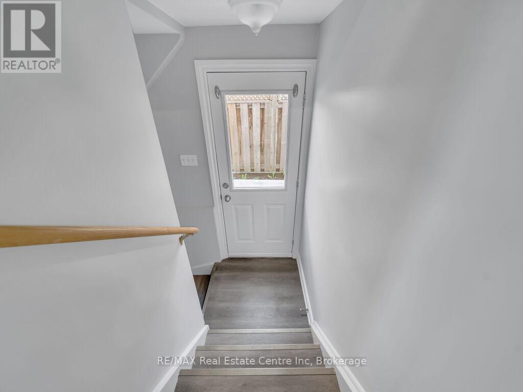 9 Ryde Road, Guelph, Ontario N1K 1V8 - Photo 34 - X12352668