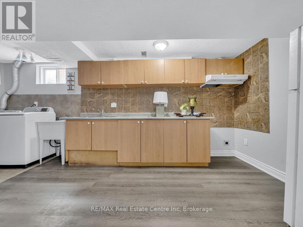 9 Ryde Road, Guelph, Ontario N1K 1V8 - Photo 36 - X12352668