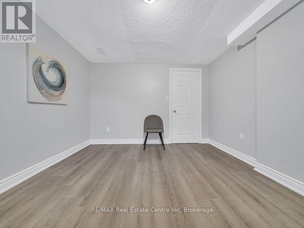 9 Ryde Road, Guelph, Ontario N1K 1V8 - Photo 39 - X12352668