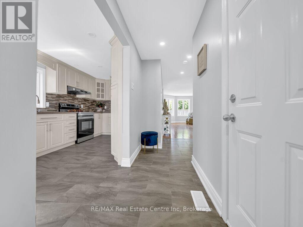 9 Ryde Road, Guelph, Ontario N1K 1V8 - Photo 5 - X12352668