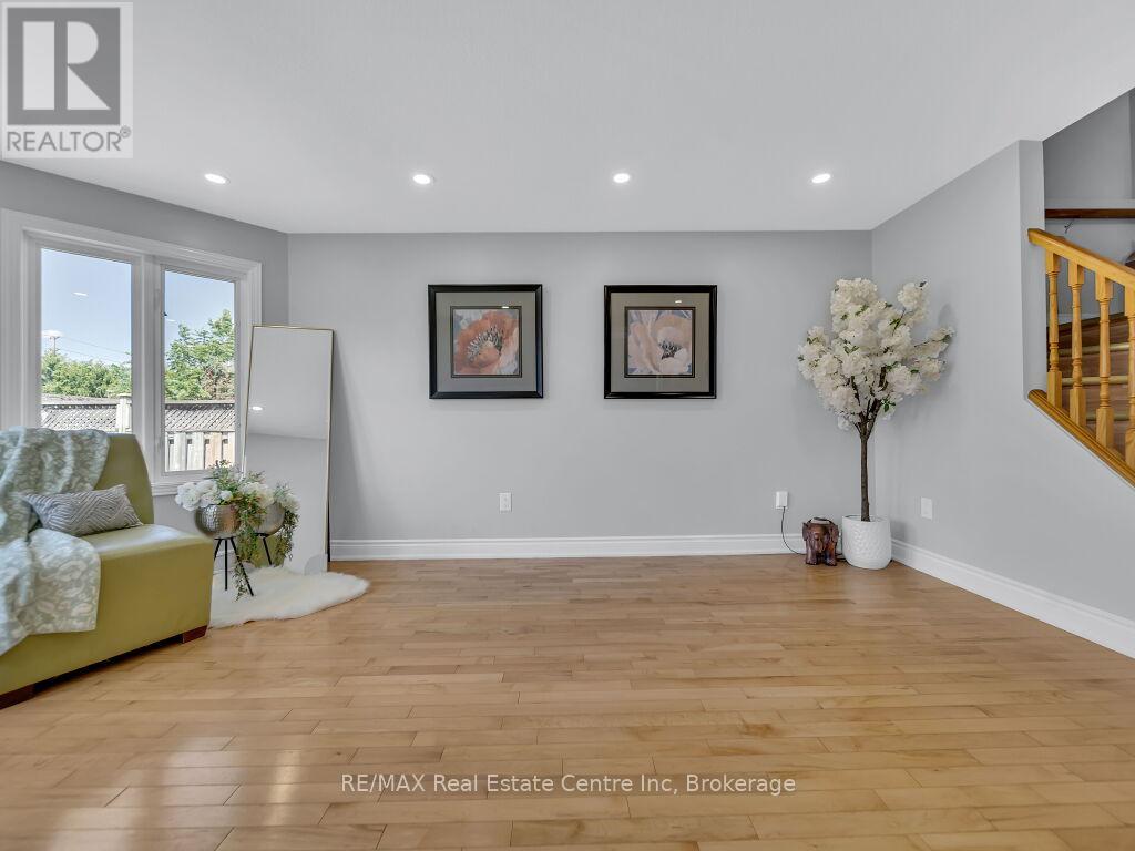 9 Ryde Road, Guelph, Ontario N1K 1V8 - Photo 8 - X12352668