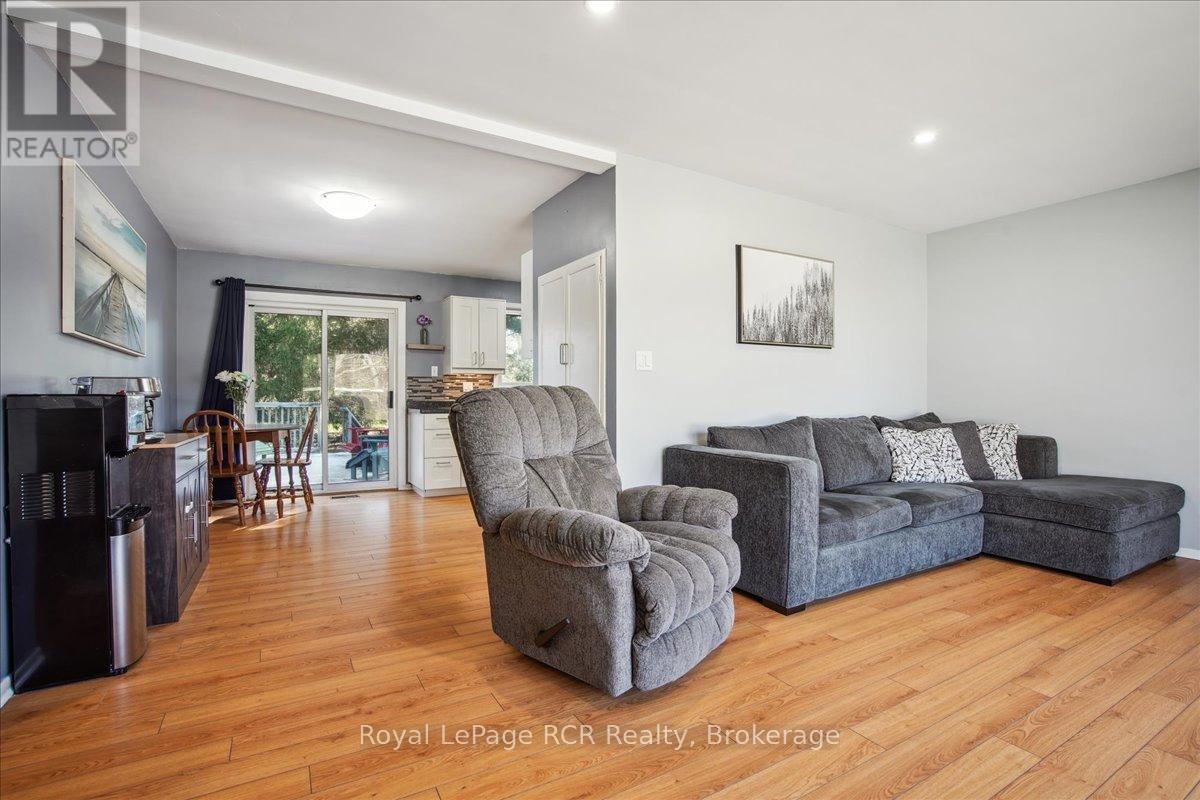 685 5th Avenue W, Owen Sound, Ontario N4K 5A2 - Photo 8 - X12352687