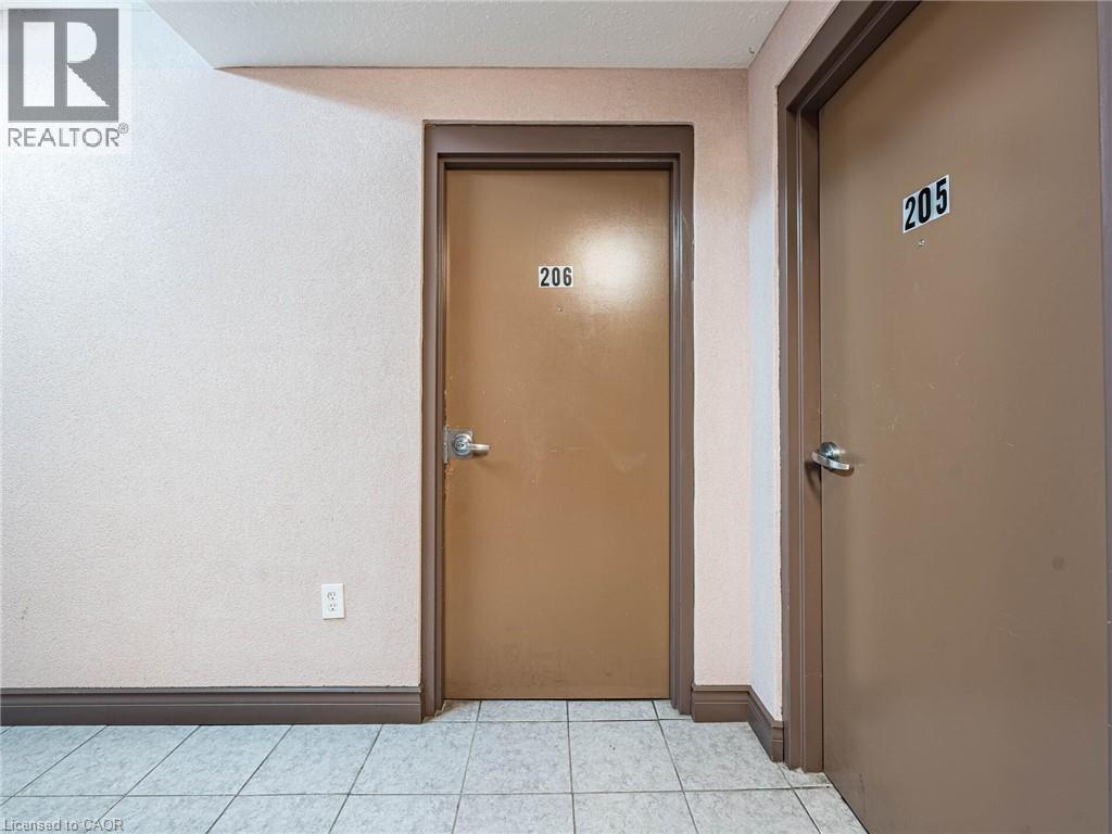 251 Lester Street Unit# 206, Waterloo, Ontario  N2L 3W6 - Photo 6 - 40752680