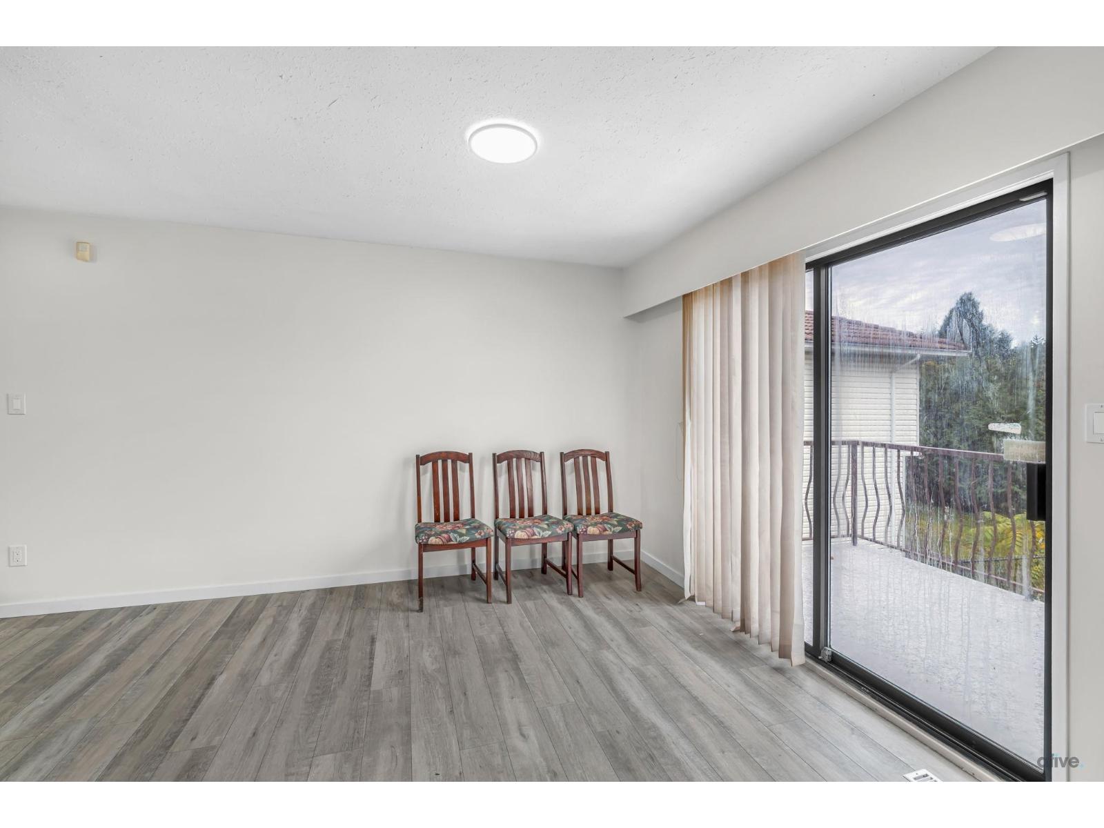 7710 Juniper Street, Mission, British Columbia  V2V 6G1 - Photo 13 - R3038203