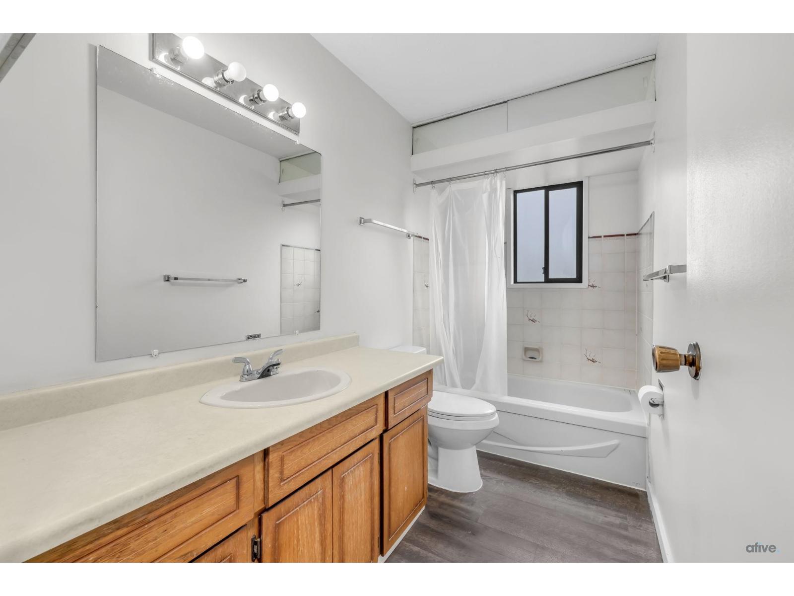 7710 Juniper Street, Mission, British Columbia  V2V 6G1 - Photo 15 - R3038203