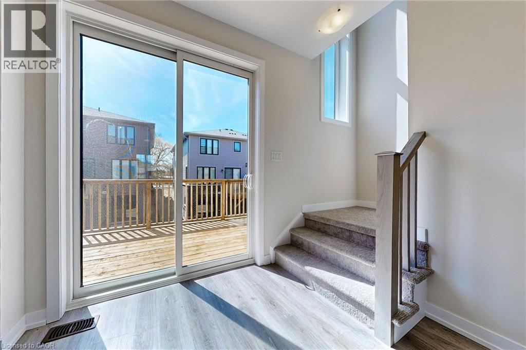 10 Birmingham Drive Unit# 107, Cambridge, Ontario  N1R 0C6 - Photo 12 - 40752876