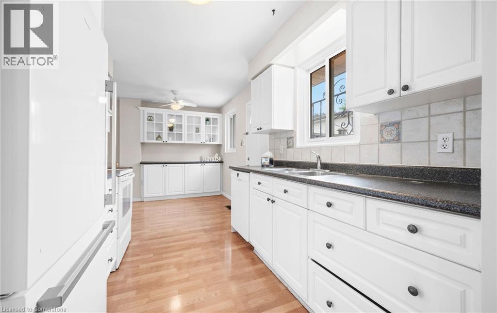 1908 Bonnymede Drive, Mississauga, Ontario L5J 1E1 - Photo 11 - 40752887