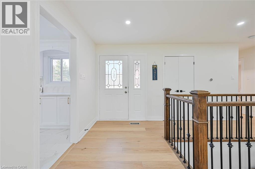 14812 Centreville Creek Road, Caledon, Ontario L7C 3B1 - Photo 8 - 40752909