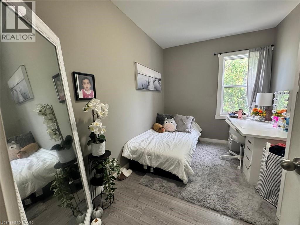 328 Centre Street S, Oshawa, Ontario L1H 4B5 - Photo 2 - 40752978