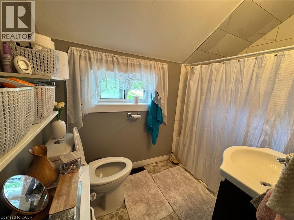 328 Centre Street S, Oshawa, Ontario L1H 4B5 - Photo 5 - 40752978