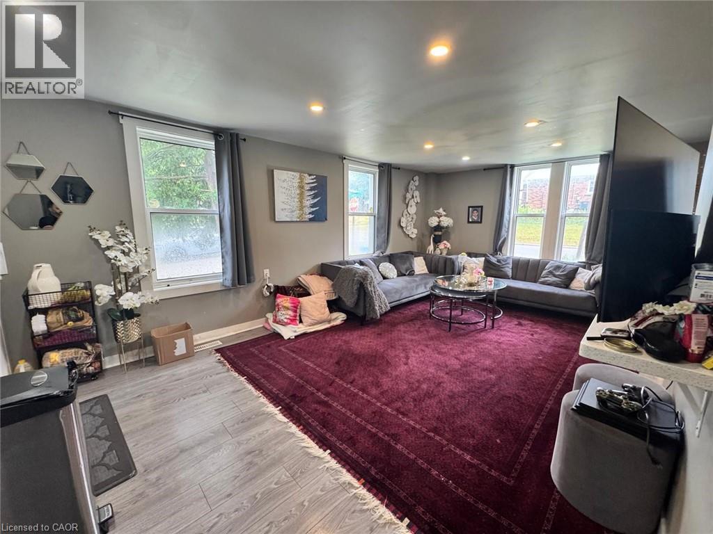 328 Centre Street S, Oshawa, Ontario L1H 4B5 - Photo 8 - 40752978