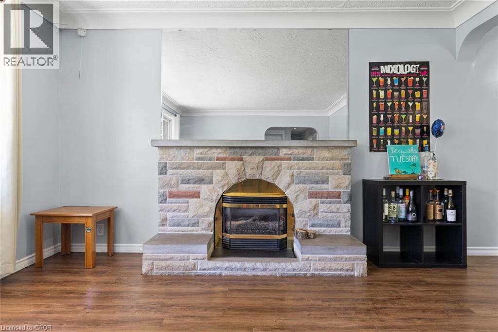 Photo 8 of 37 for 291 Neville Drive