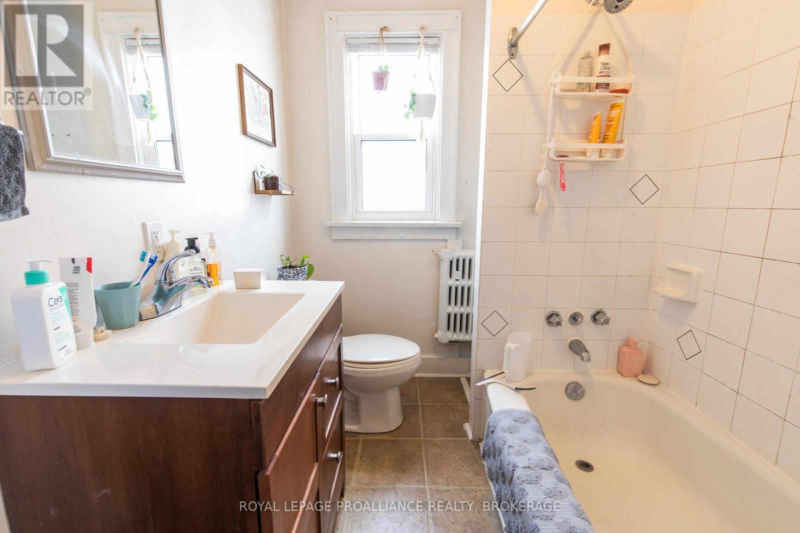 512-514 Macdonnell Street, Kingston, Ontario  K7K 4W7 - Photo 16 - X12352153