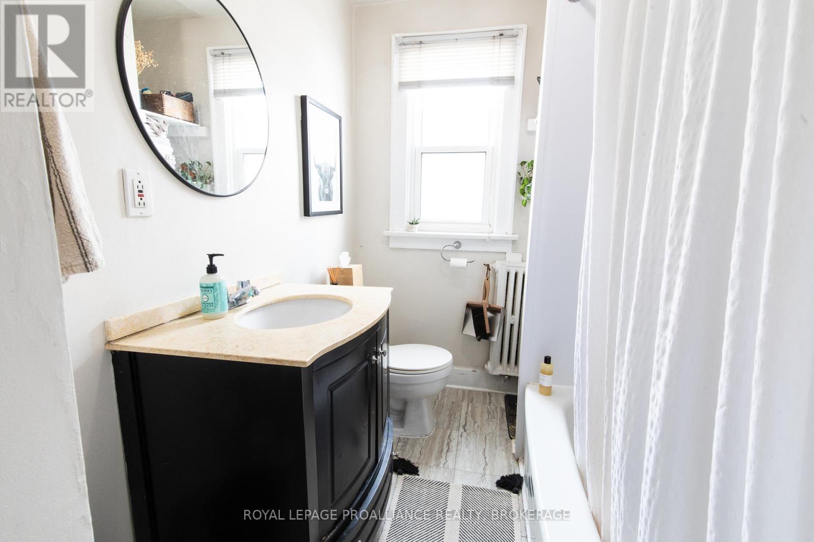 512-514 Macdonnell Street, Kingston, Ontario  K7K 4W7 - Photo 6 - X12352153