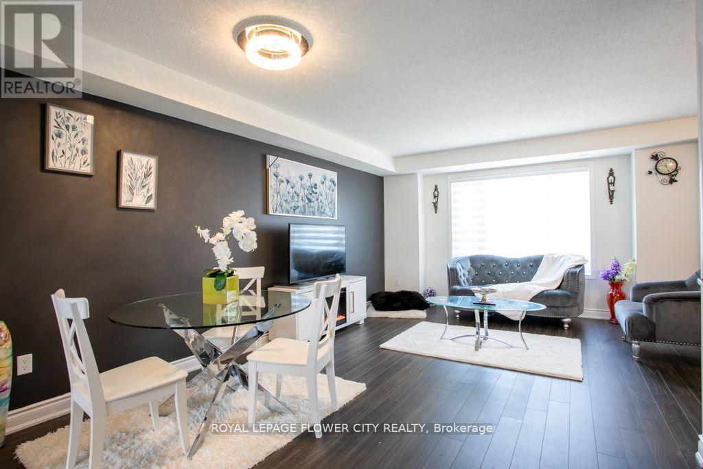 Property at 30 - 1 BECKENROSE COURT image 1