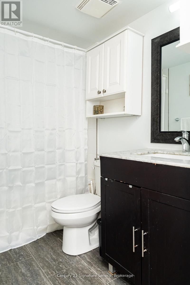 504 - 25 Agnes Street, Mississauga, Ontario L5B 3X7 - Photo 13 - W12352620