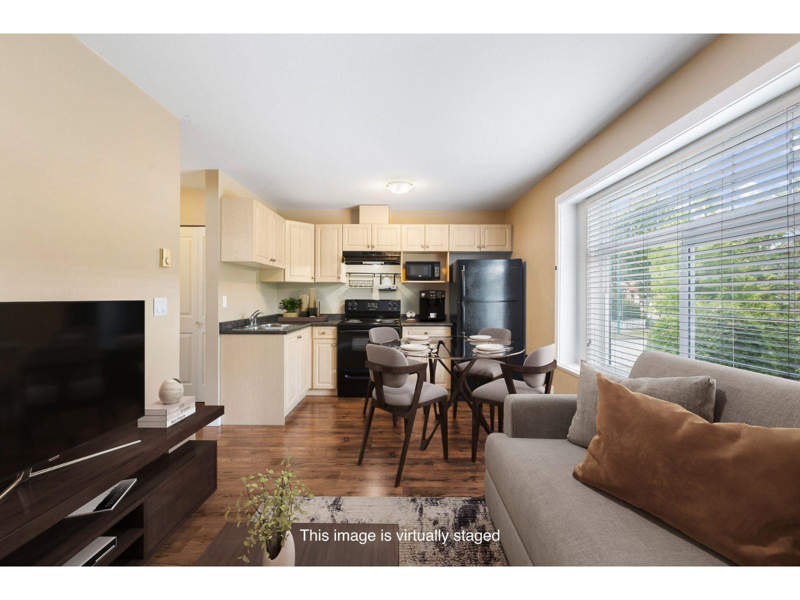 19409 67a Avenue, Surrey, British Columbia  V4N 5T4 - Photo 4 - R3038121