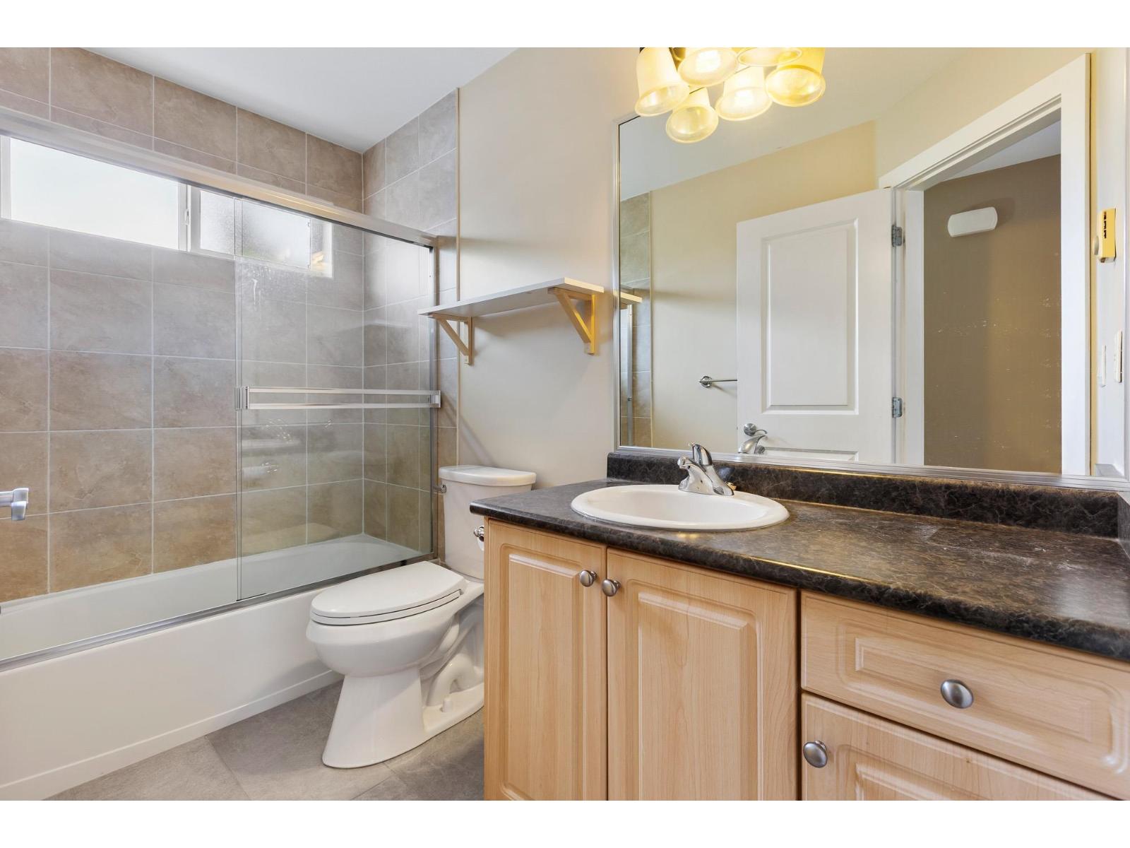 19409 67a Avenue, Surrey, British Columbia  V4N 5T4 - Photo 15 - R3038121