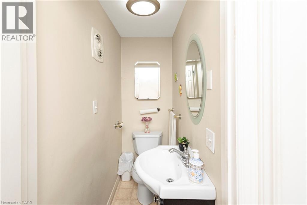 58 Centennial Parkway S, Hamilton, Ontario  L8G 2C4 - Photo 26 - 40753966