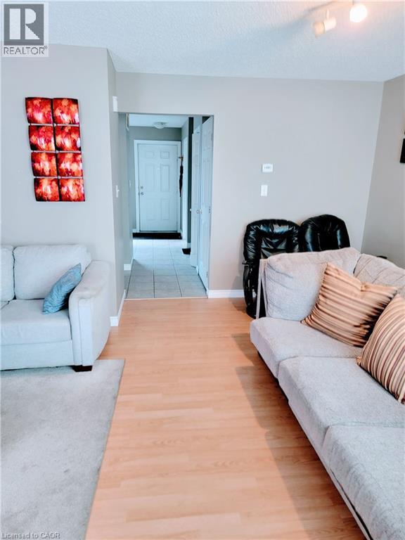 600 Sarnia Road Unit# 18, London, Ontario  N6G 5N4 - Photo 10 - 40754089