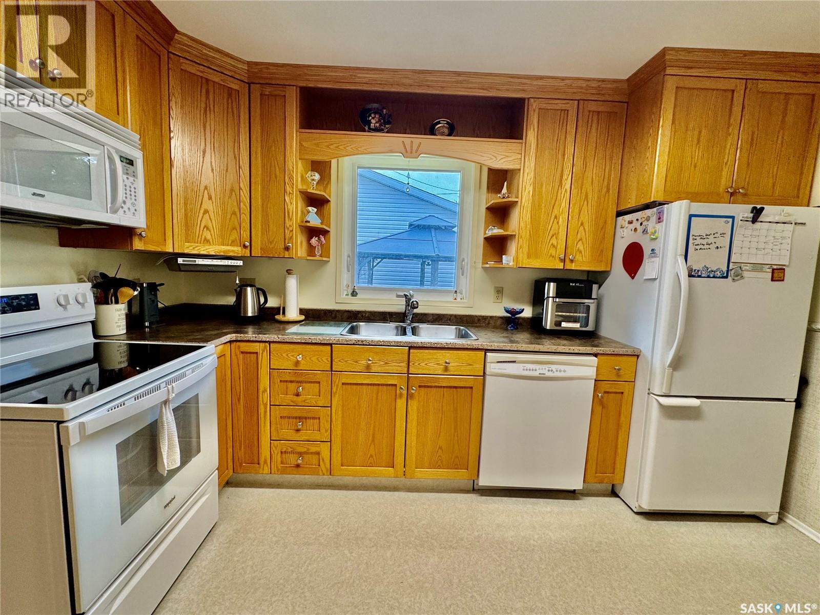 308 Scott Street, Muenster, Saskatchewan  S0K 2Y0 - Photo 2 - SK015955