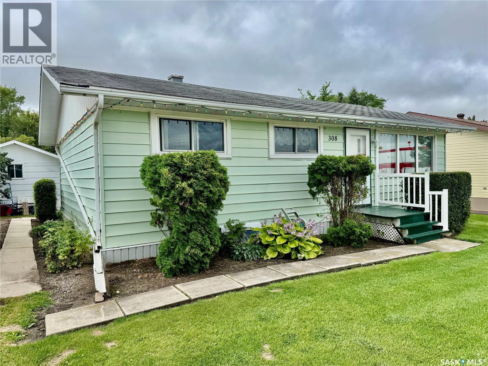 308 Scott Street, Muenster, Saskatchewan  S0K 2Y0 - Photo 36 - SK015955