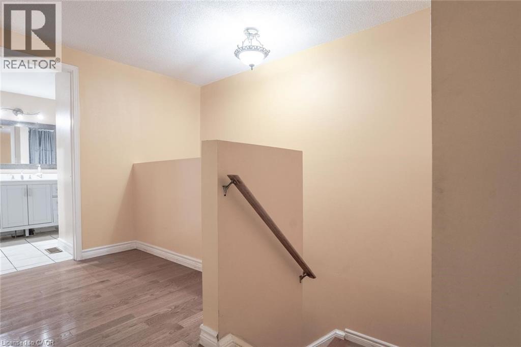 78 Grandridge Crescent, Guelph, Ontario  N1H 8G3 - Photo 24 - 40755073