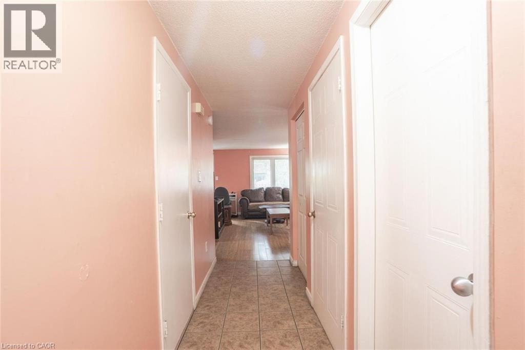 78 Grandridge Crescent, Guelph, Ontario  N1H 8G3 - Photo 9 - 40755073