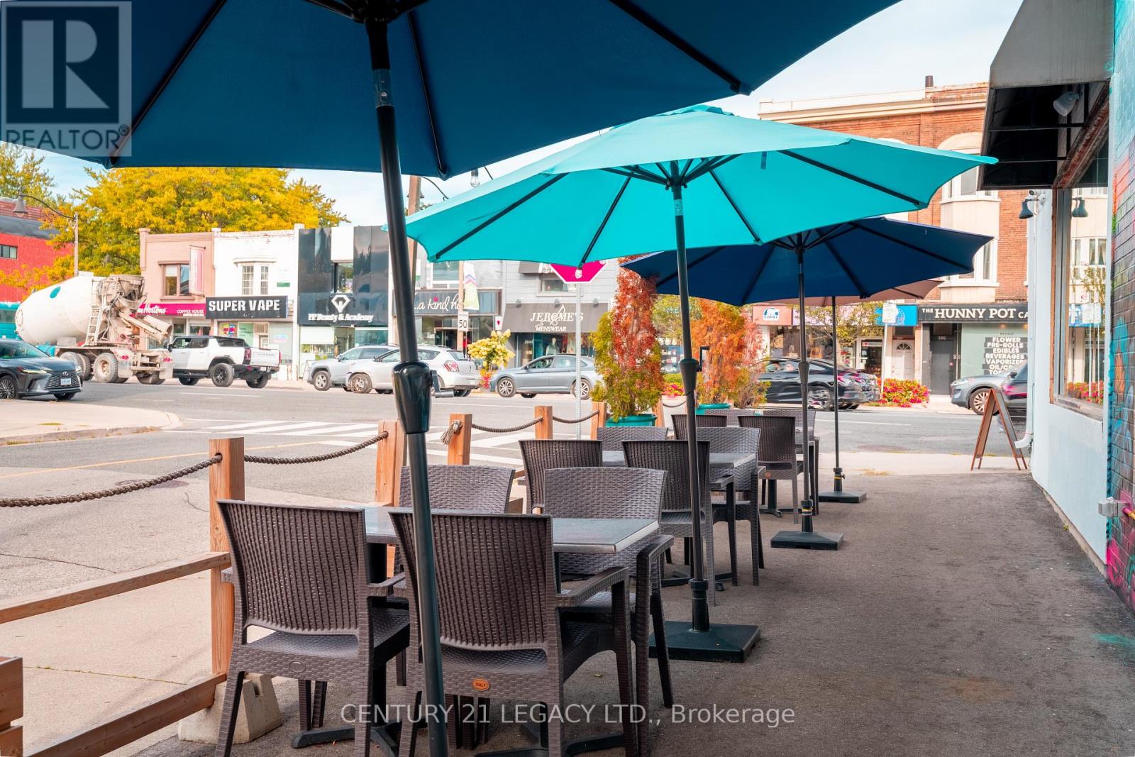 2590 Yonge Street, Toronto (Lawrence Park South), Ontario  M4P 2J3 - Photo 8 - C12352624