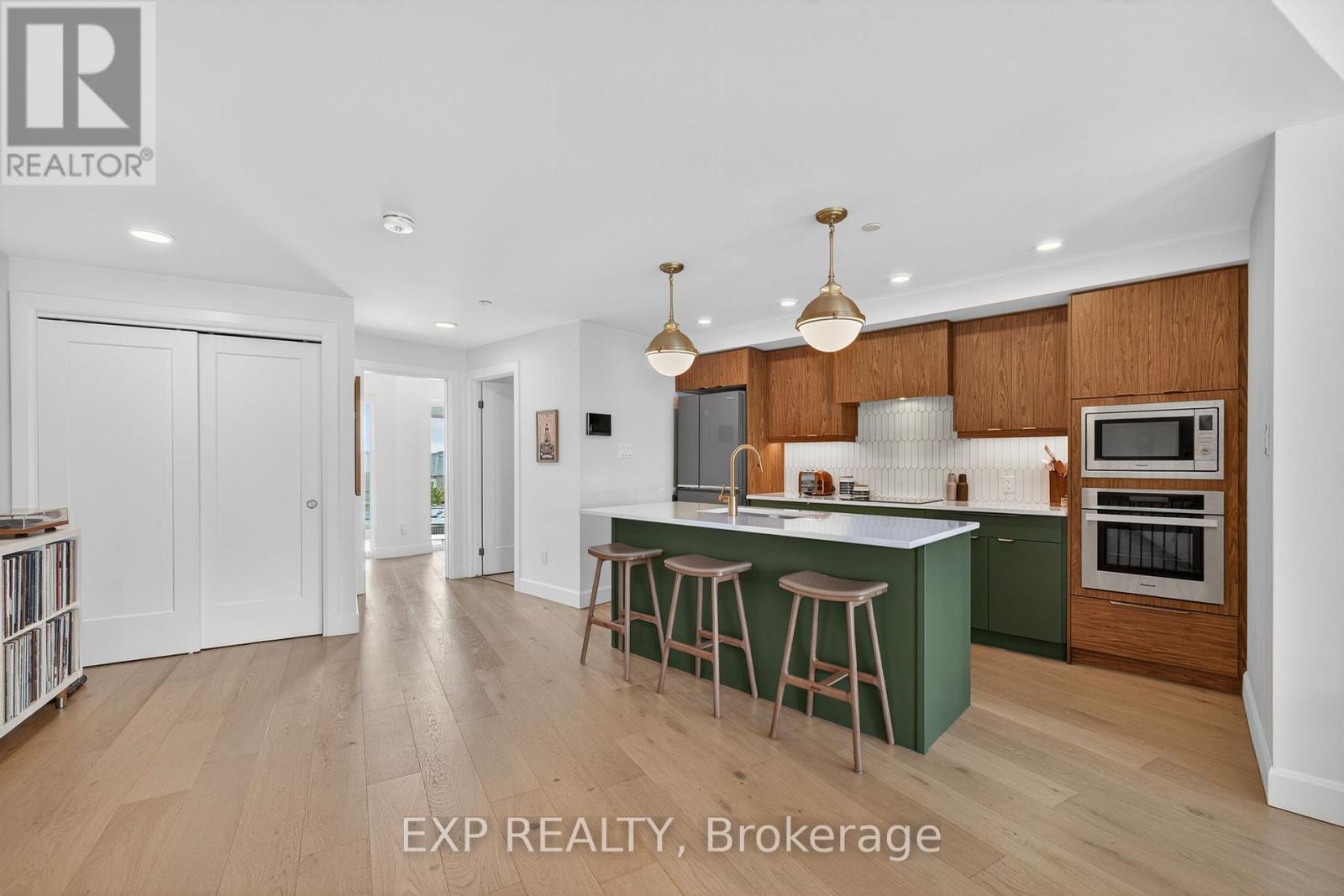 A112 - 2062 Lumen Drive, Middlesex, Ontario  N6A 5B5 - Photo 10 - X12352764