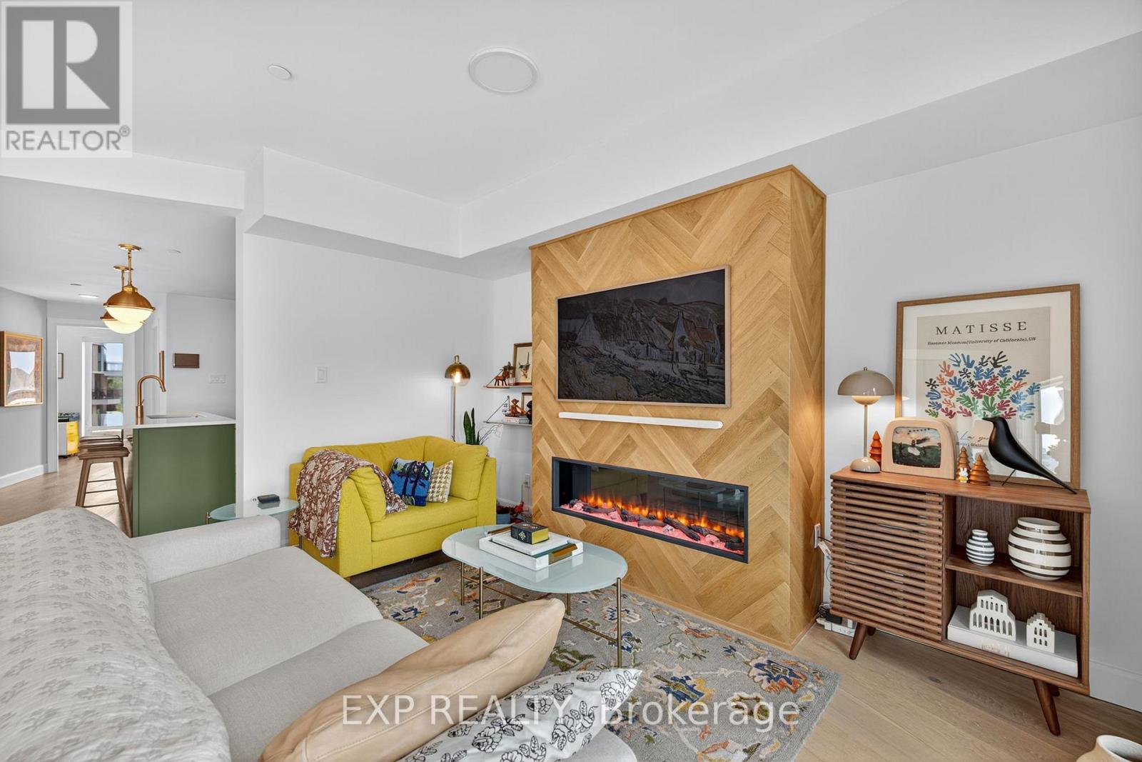 A112 - 2062 Lumen Drive, Middlesex, Ontario  N6A 5B5 - Photo 6 - X12352764
